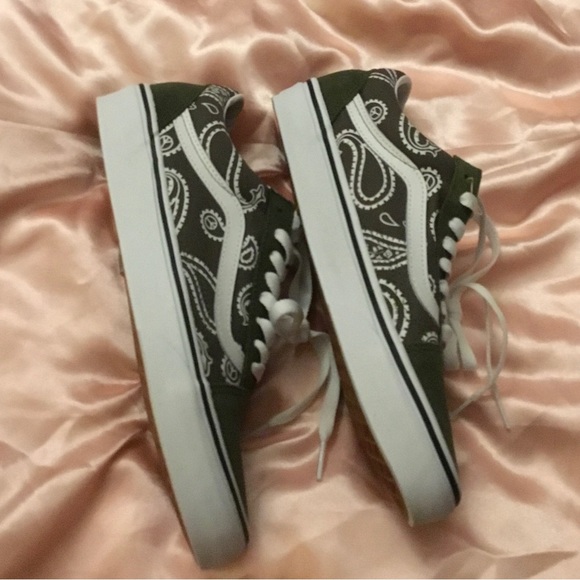 5/25% off - Olive green vans shoes with cool pattern - Picture 2 of 5